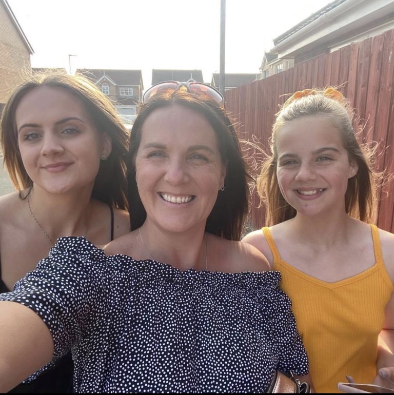 Lauren Sue and sister